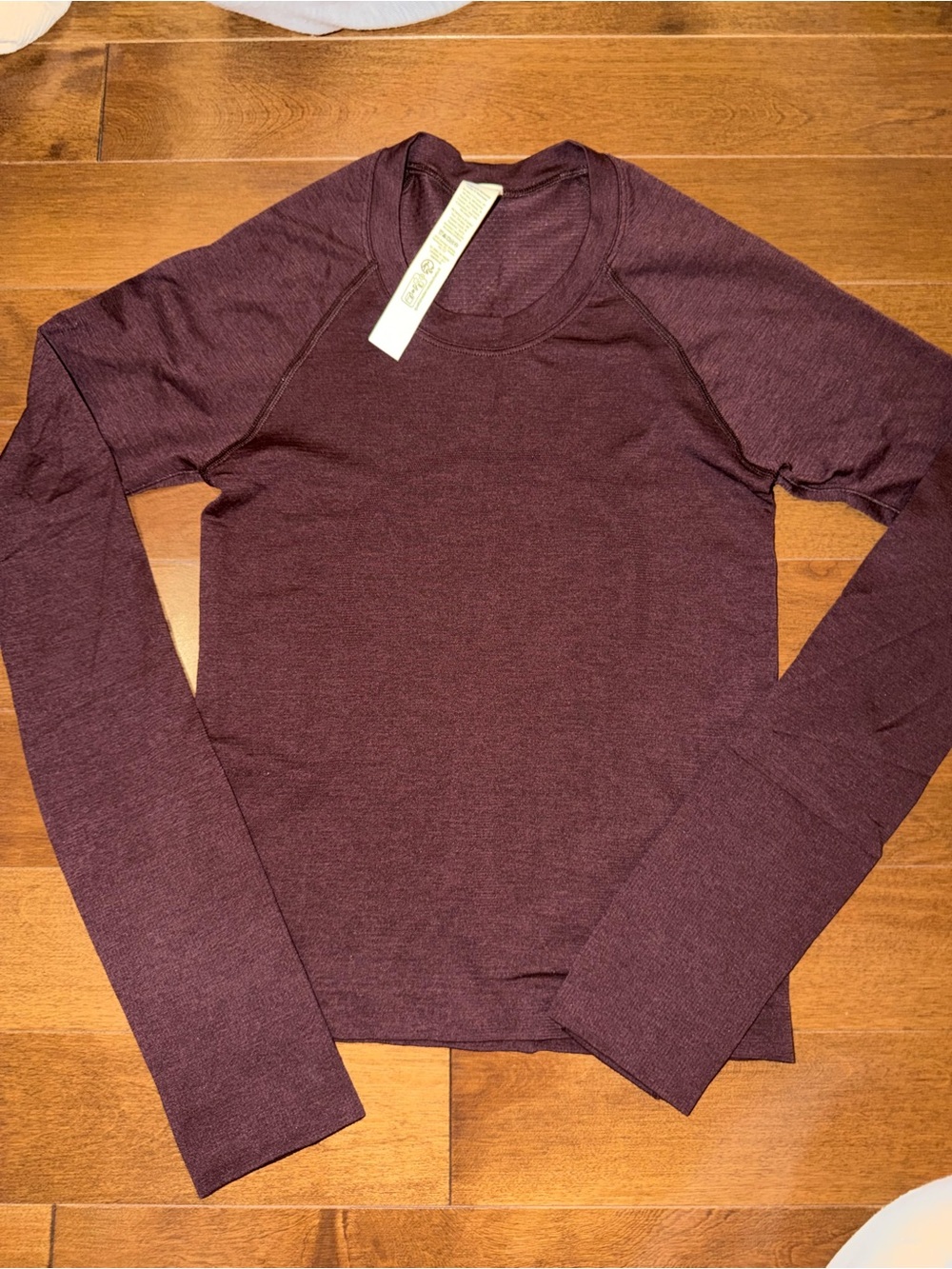 Lululemon Swiftly Tech Longsleeve - Regular length